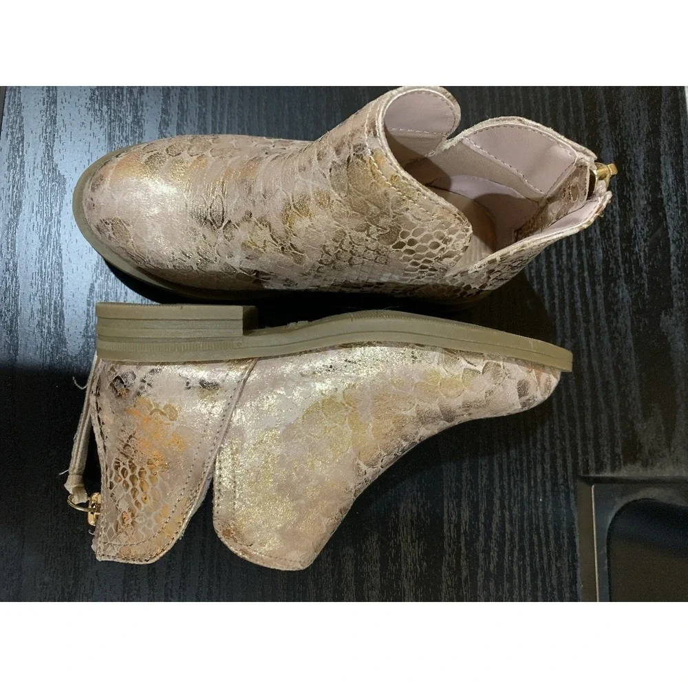 Girl  boots Kenneth Cole REACTION Wild Rose ESMA  9 Toddler Shoe PINK Snakeskin